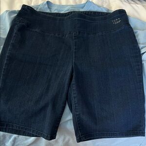1822 Denim Dark Blue Womens Pull On Shorts